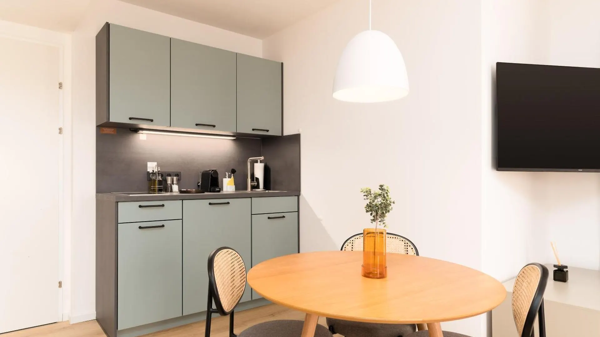 아파트 Limehome Vienna Favoritenstr. 오스트리아