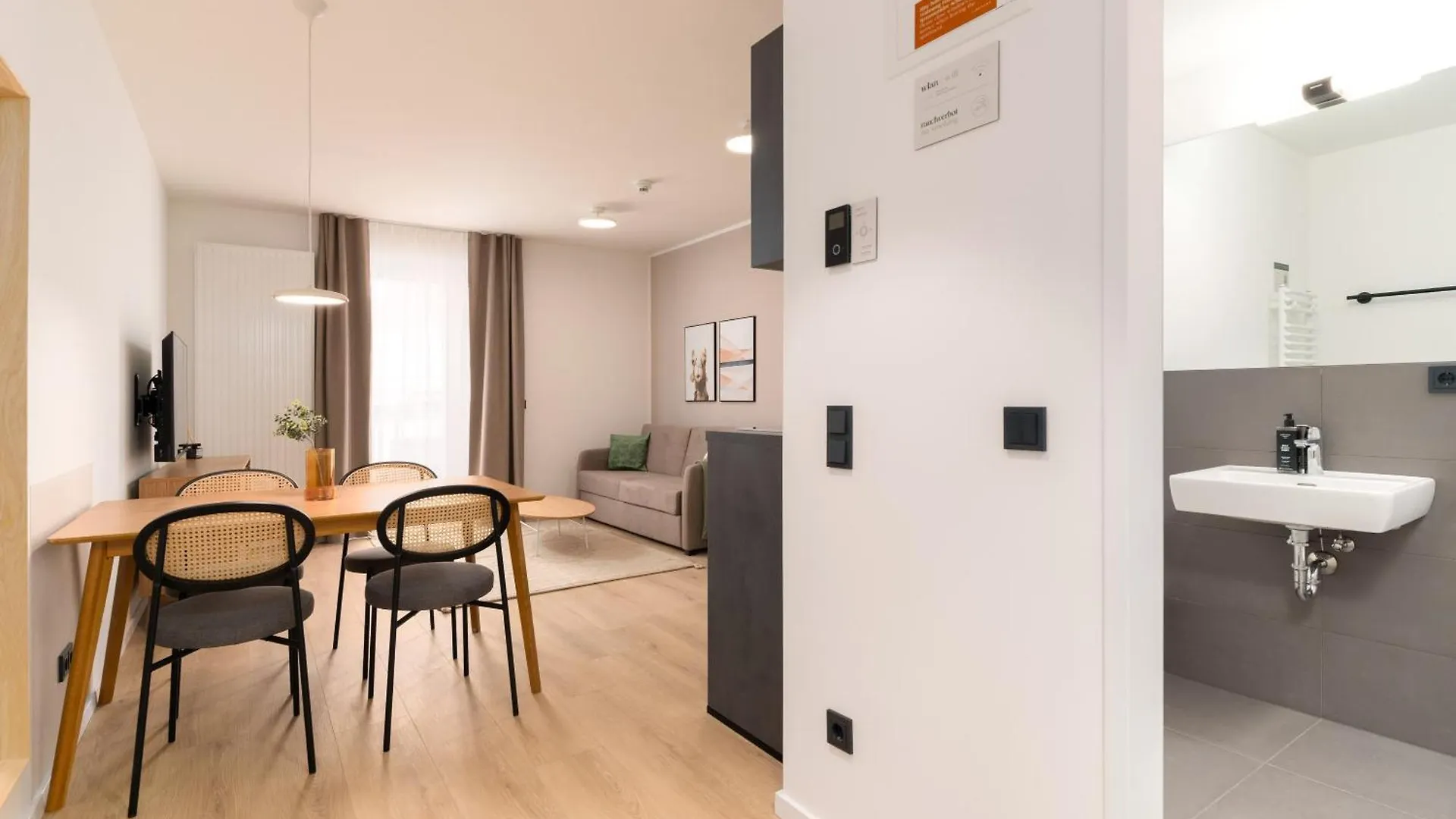 아파트 Limehome Vienna Favoritenstr.