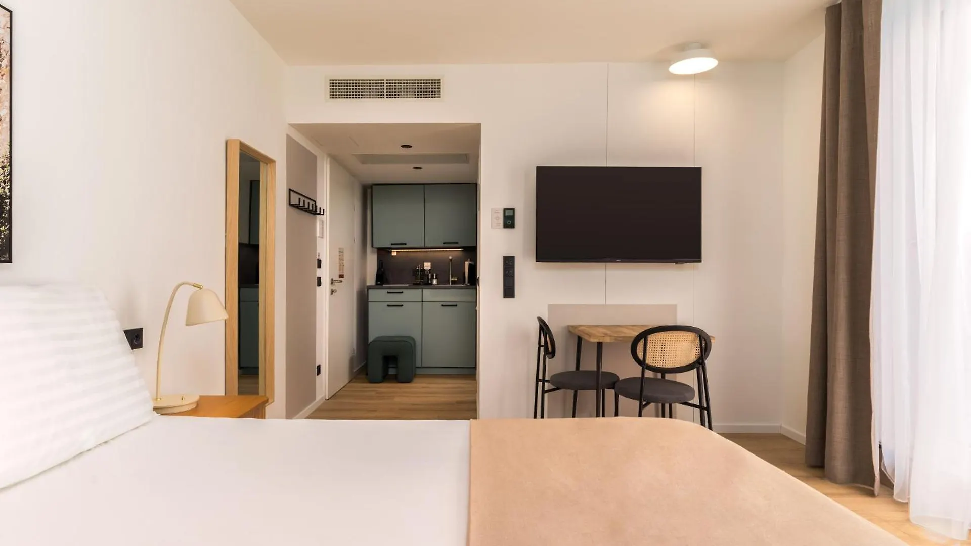 Limehome Vienna Favoritenstr. 아파트