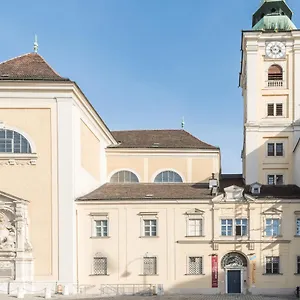 4* Casa de hóspedes Benediktushaus Im Schottenstift