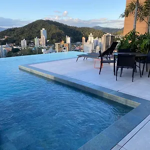 Loft Em Predio Com Piscina Proximo Da Oktoberfest , Blumenau Brasil