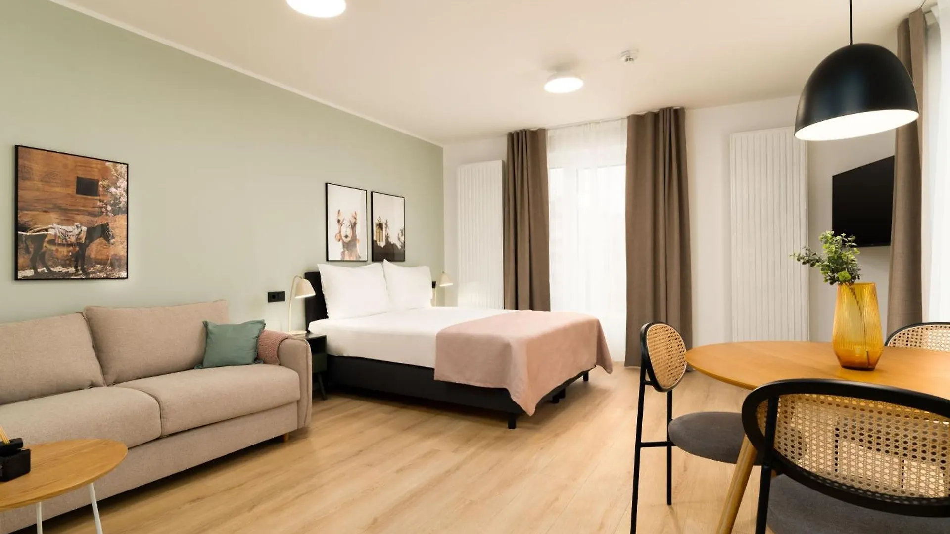 Limehome Vienna Favoritenstr. Lägenhet